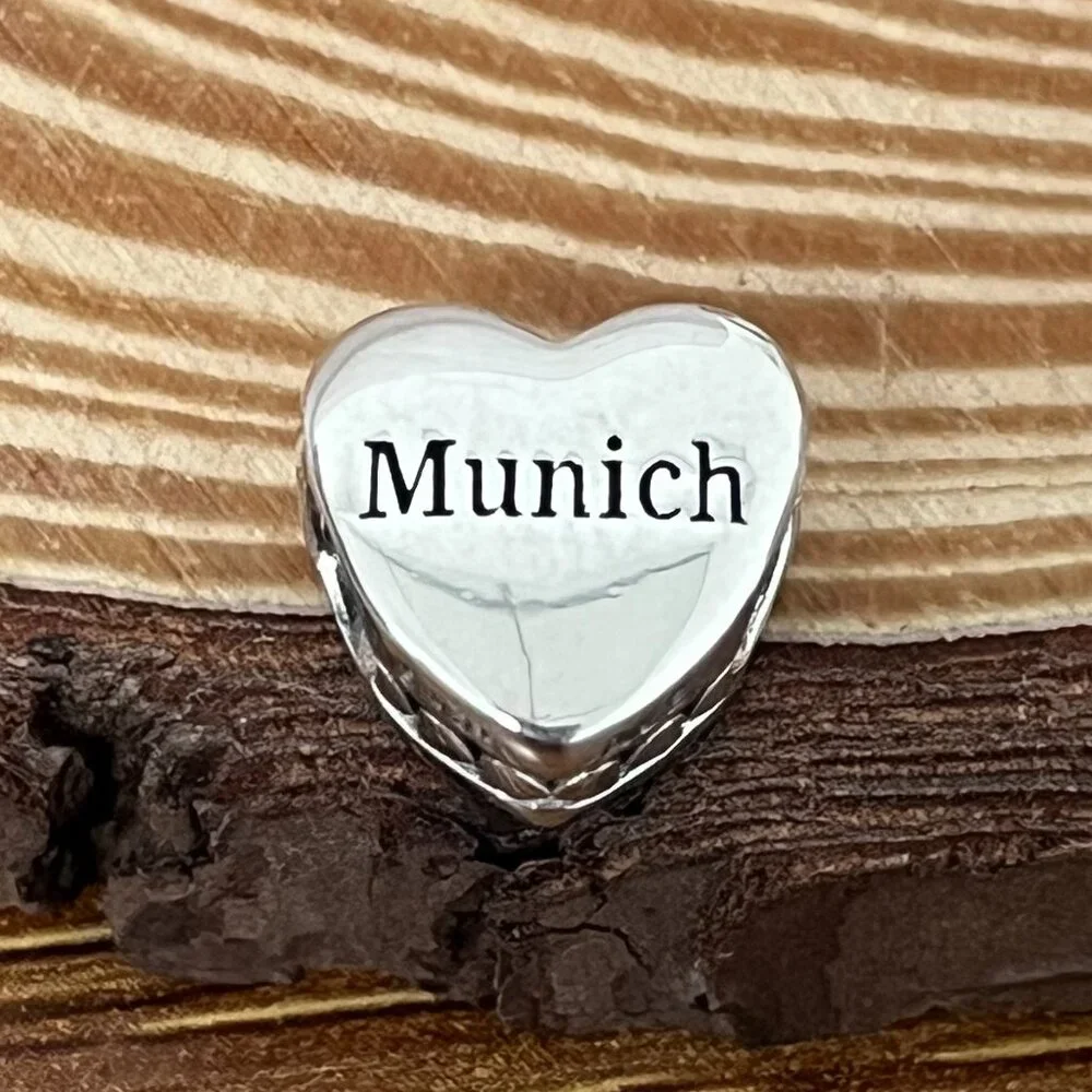 Pandora Munich, Germany Travel Heart Bead Charm - Picture 2 of 9